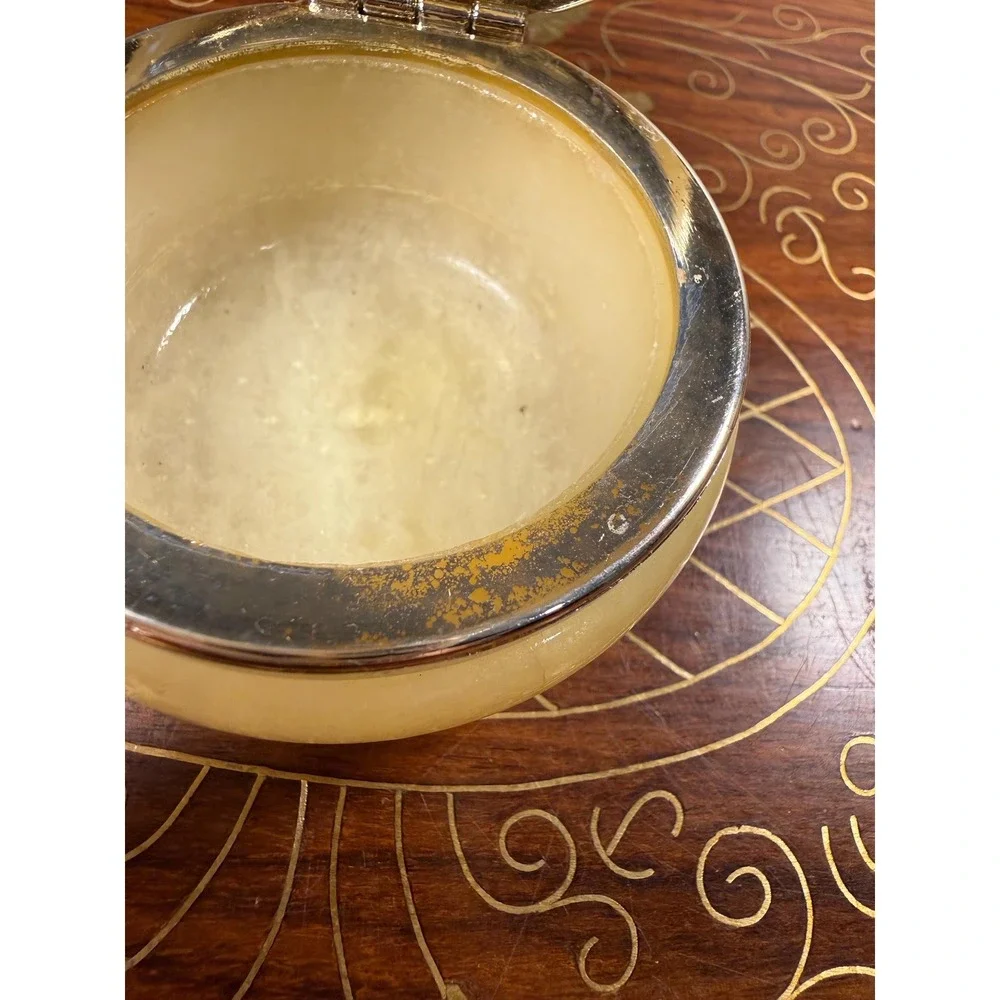 N/A vintage carved