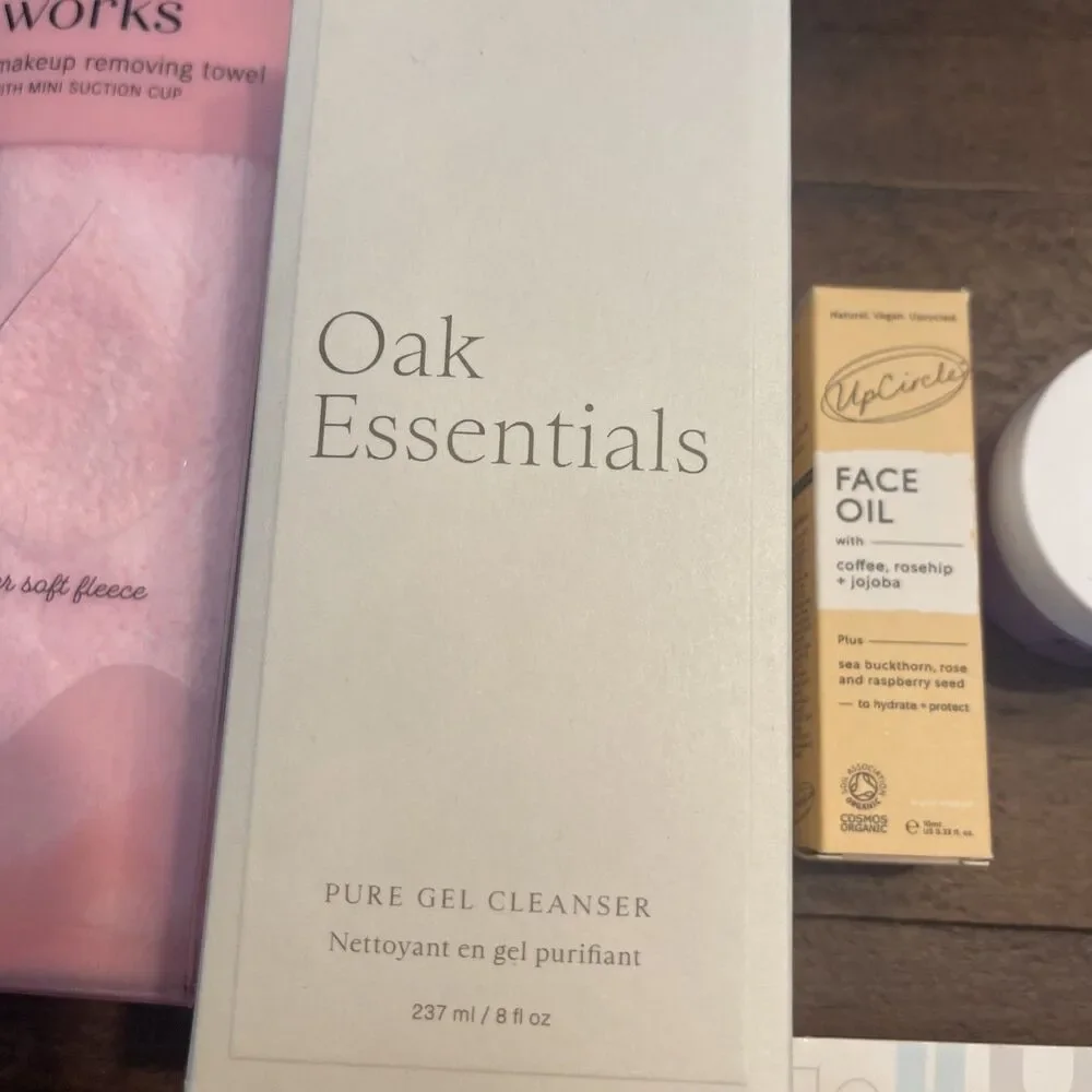 Assorted facial bundle