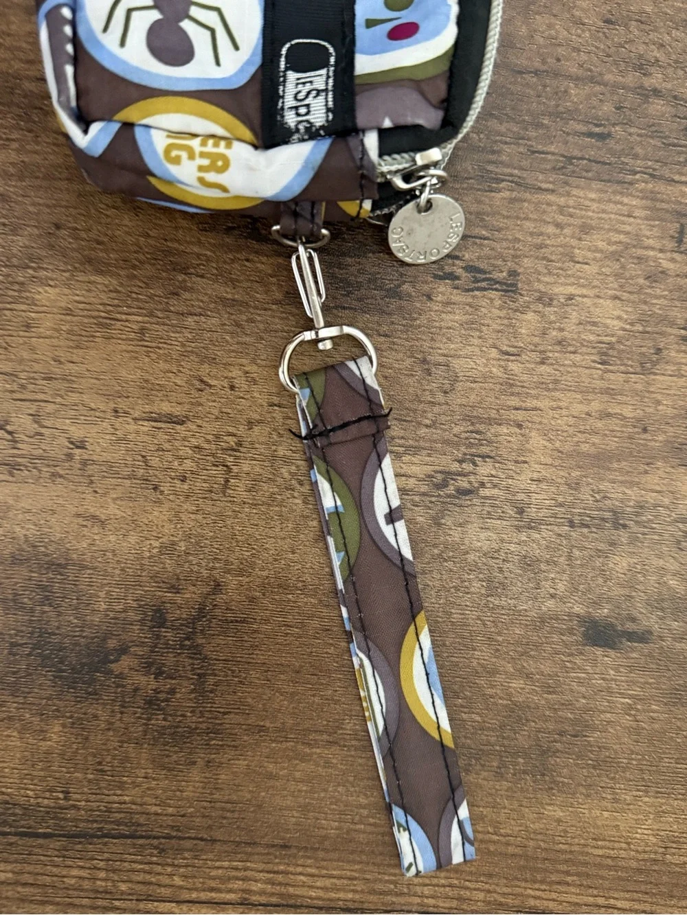 Lesportsac wristlet phone