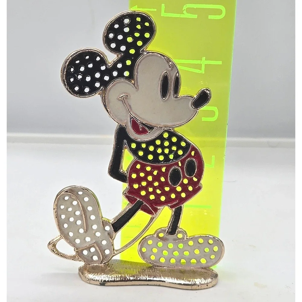 Disney add touch