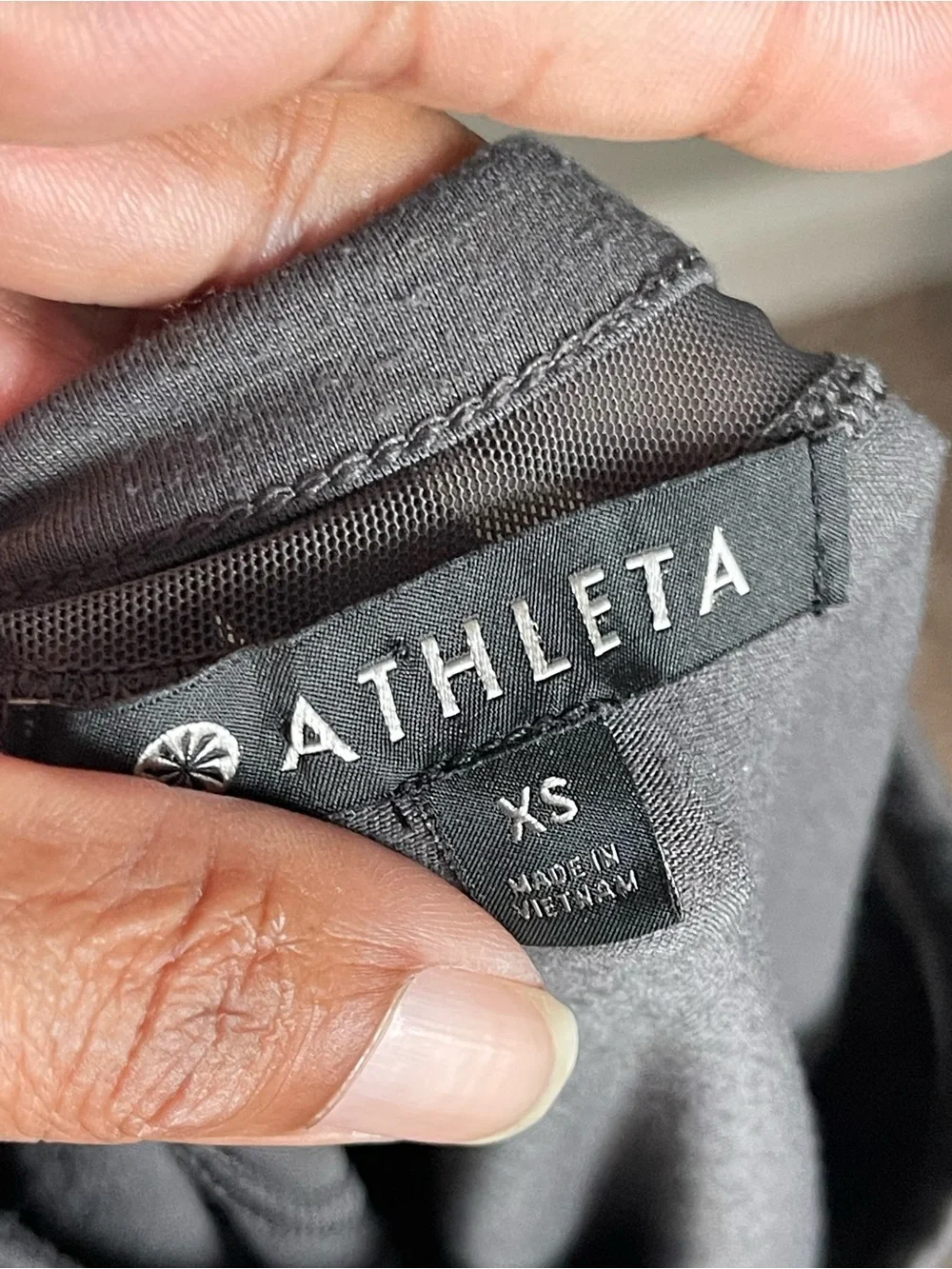 ATHLETA | Industry Dark Gray Wool Blend Crewneck Long-Sleeve Tee Sz XS