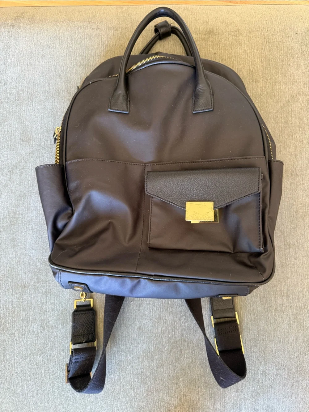 India Hicks pocket excellent but