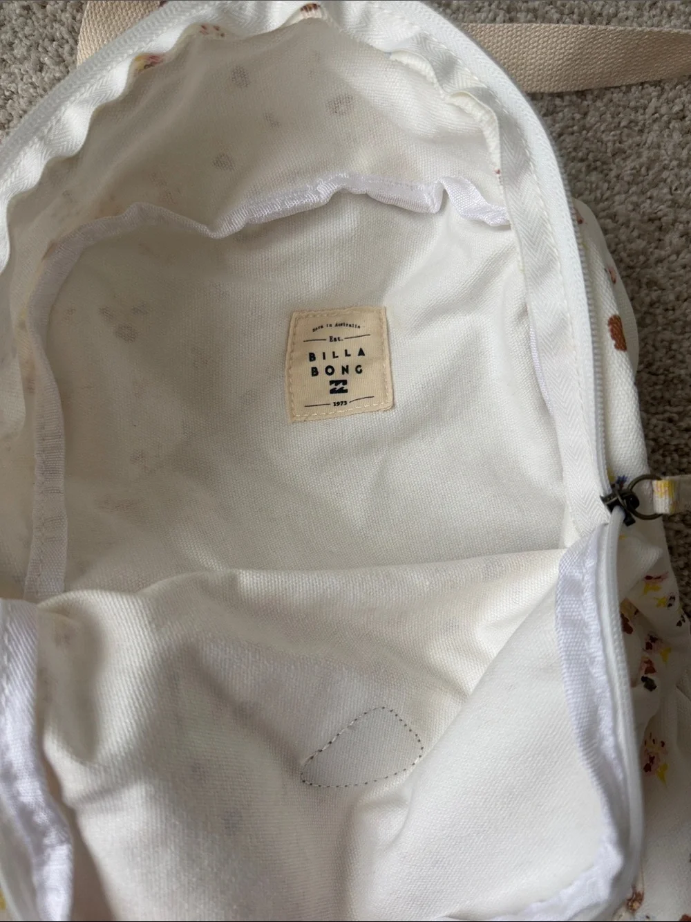 Billabong pocket cream flowers