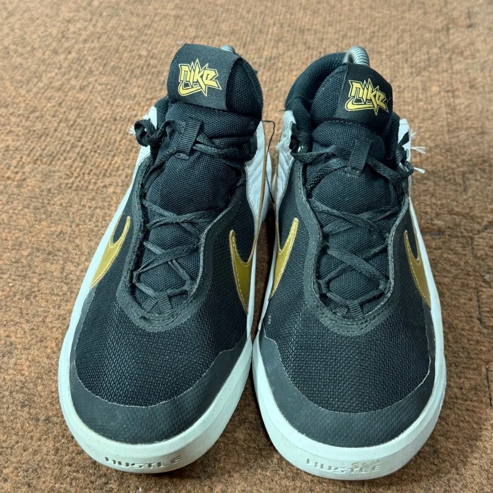 Nike team hustle