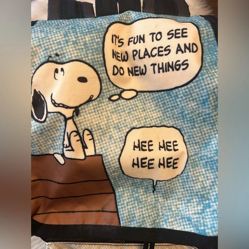 Lesportsac playful snoopy