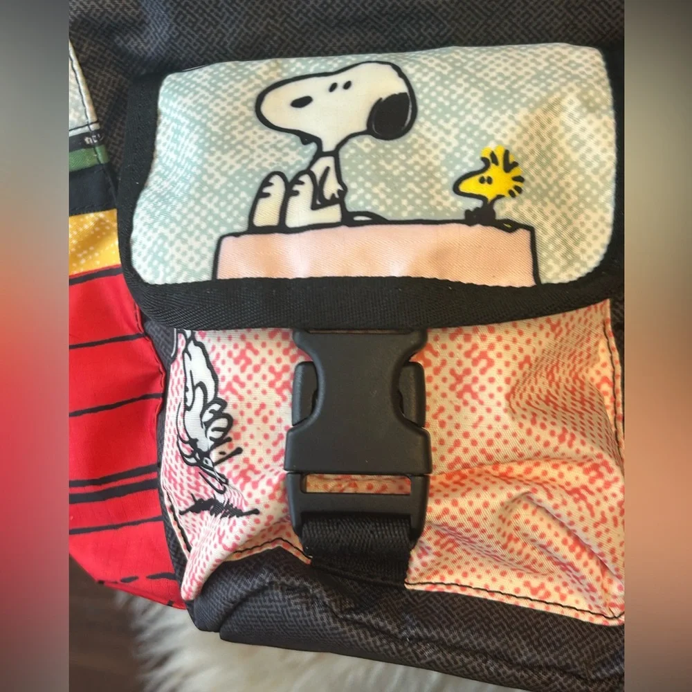 Lesportsac playful snoopy