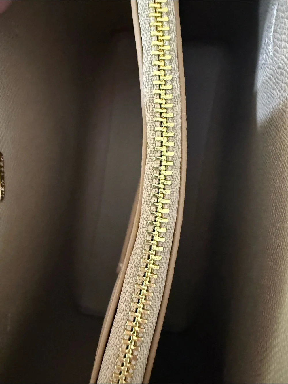 Coach satchel classic