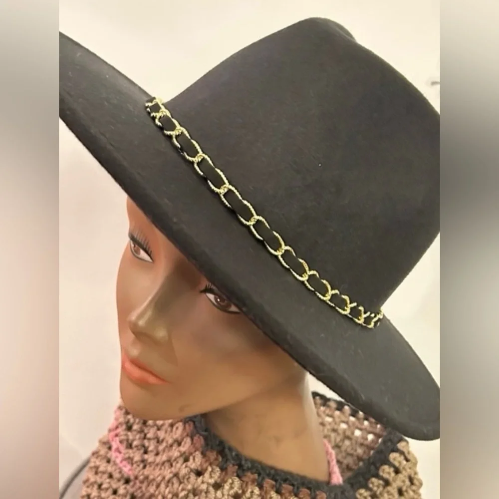 San Diego Hat Company four buttons