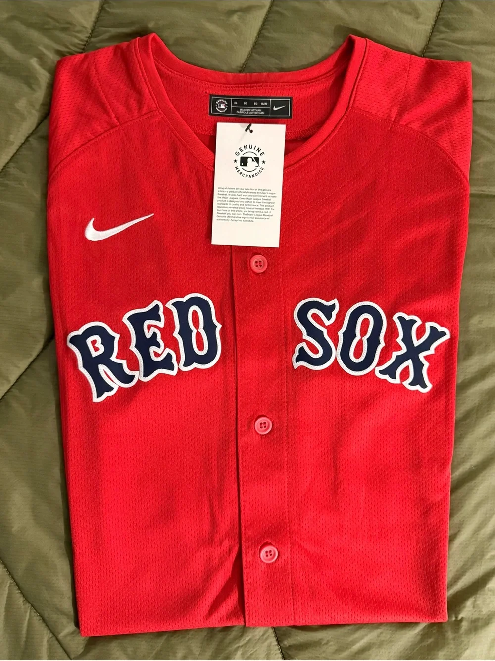Nike small front back