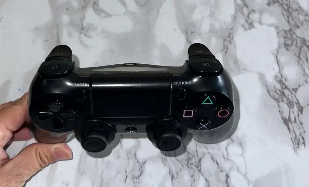 Sony DualShock 4 Wireless Controller for PlayStation 4, Jet Black