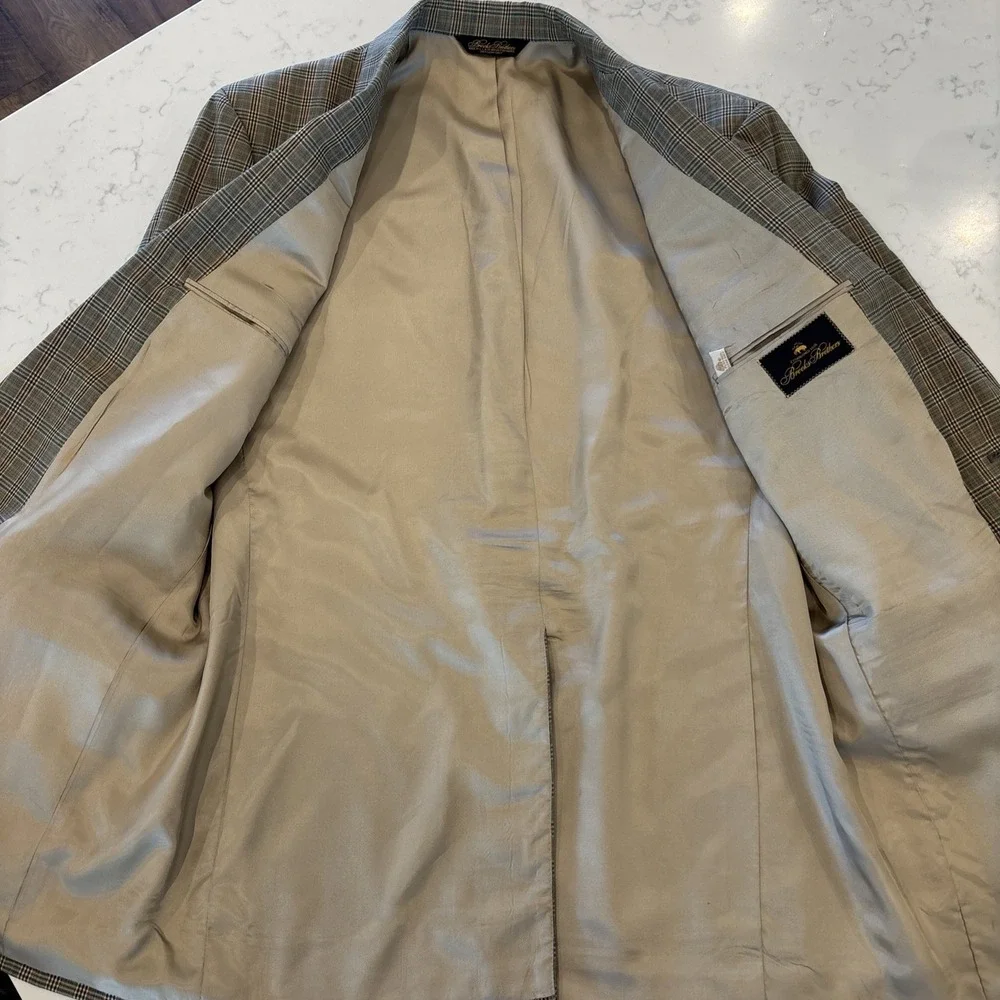 Brooks Brothers this pattern pit