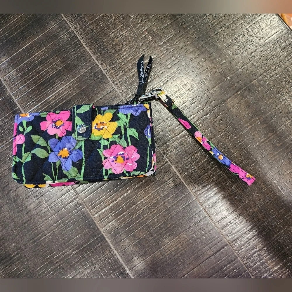 Vera Bradley pw30 like