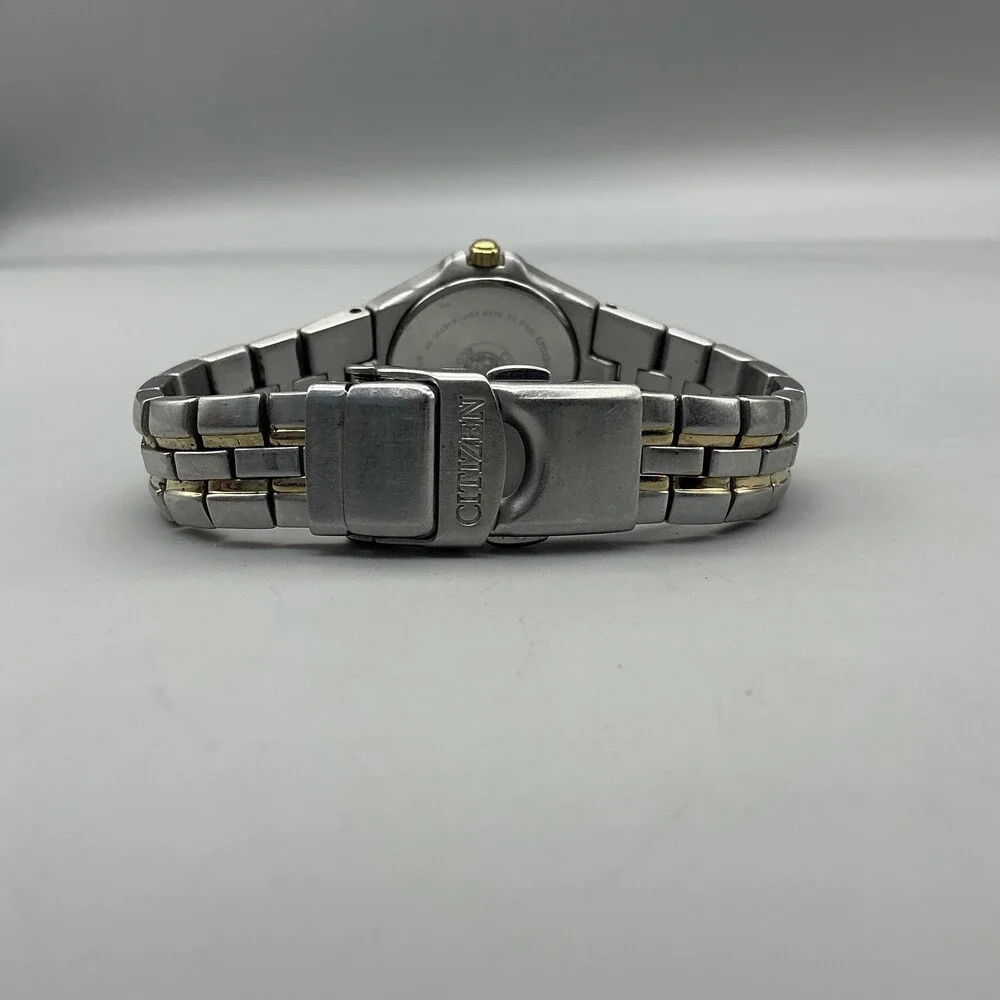 Citizen Eco-Drive Womens Watch 24mm Silver Dial Date E011-K15711 Two Tone 6