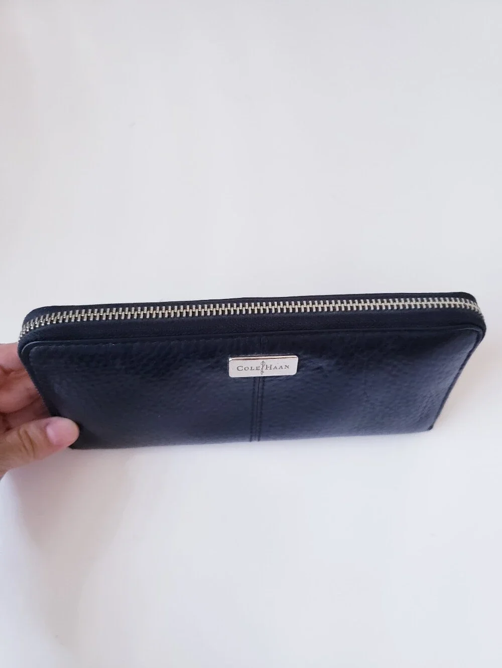 Cole Haan clean pebble free