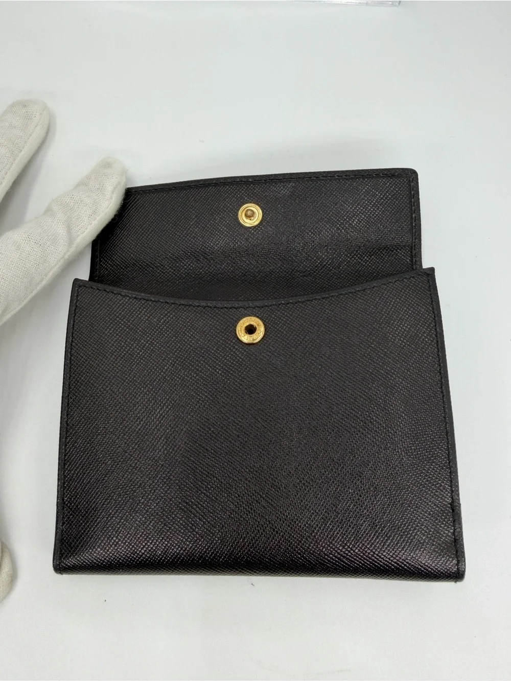 Prada Black Saffiano Leather Compact Wallet with Gold Logo New In Box w/COA