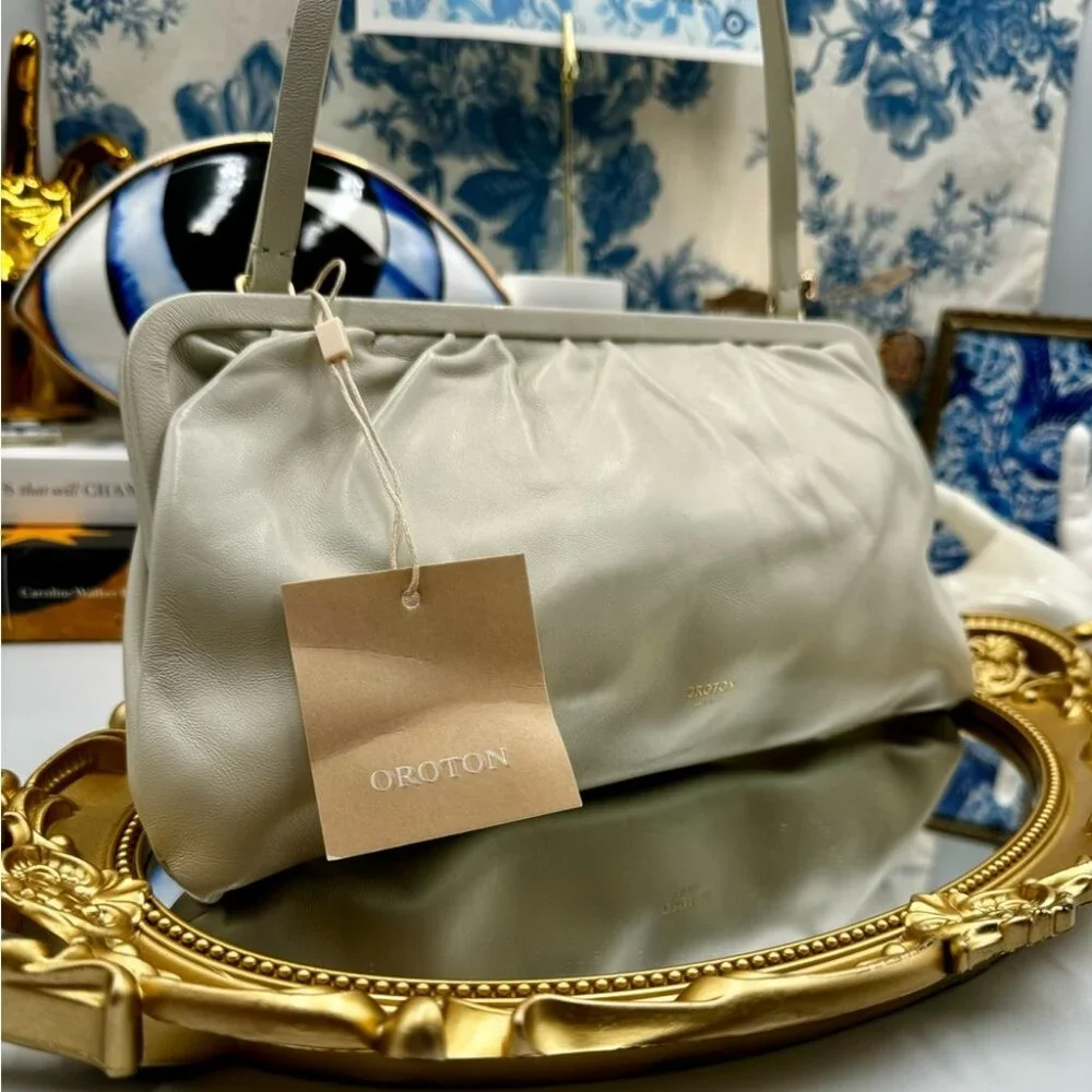 Oroton gold 5cm