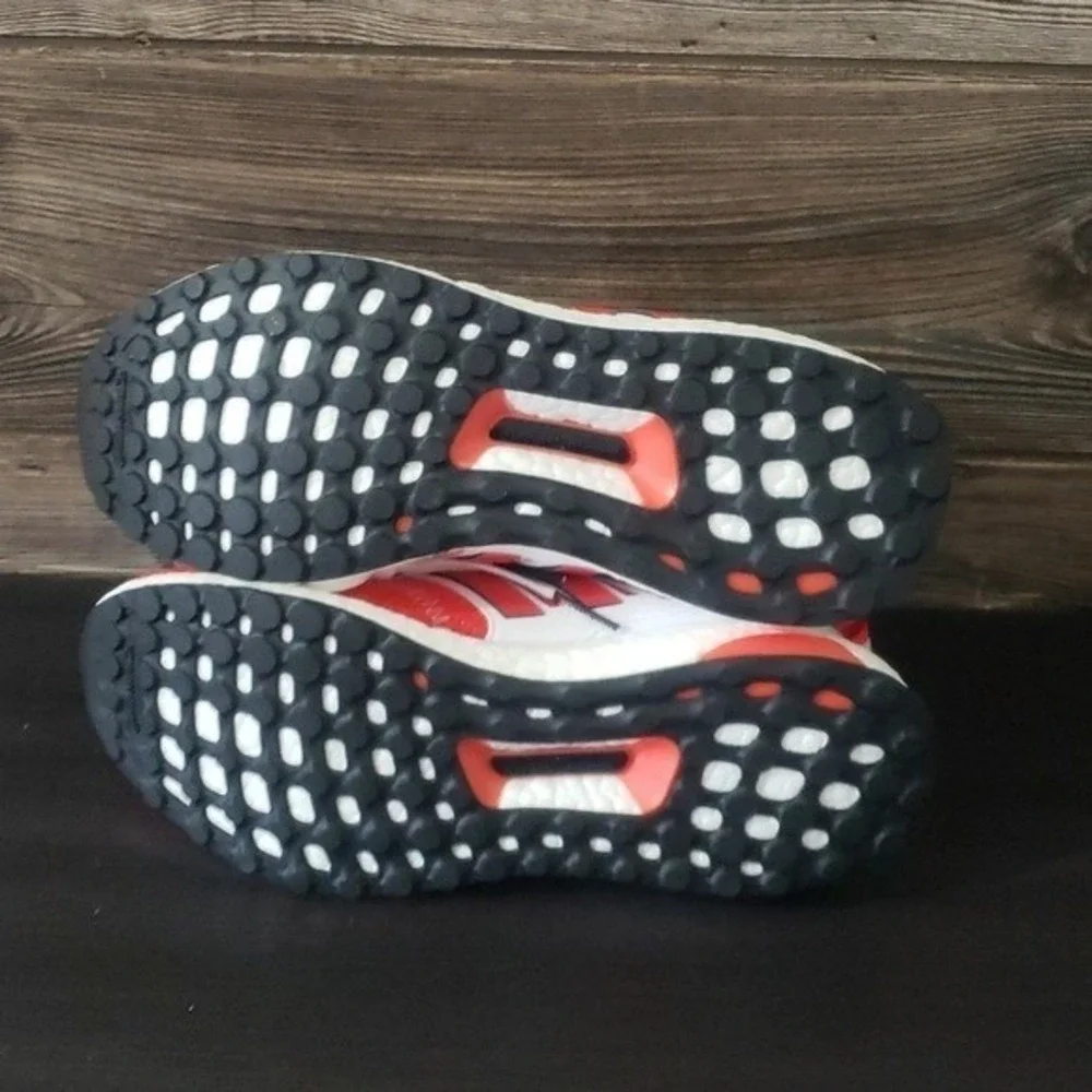 adidas ultraboost details