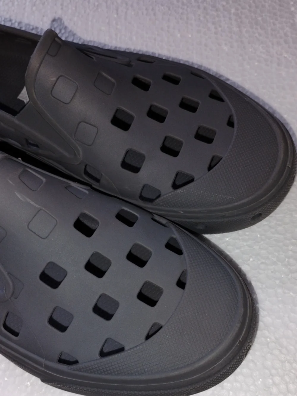 Unisex Vans Slip-On, Water Shoe Style Loafers in Charcoal Gray/ Light Weight
