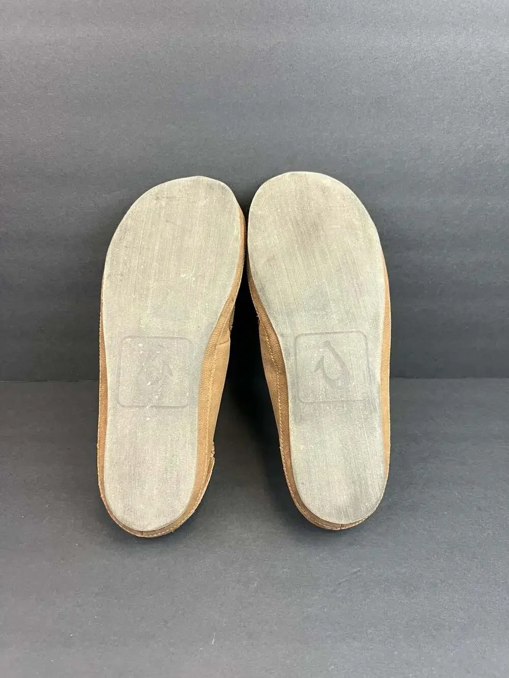 OluKai moloa tan