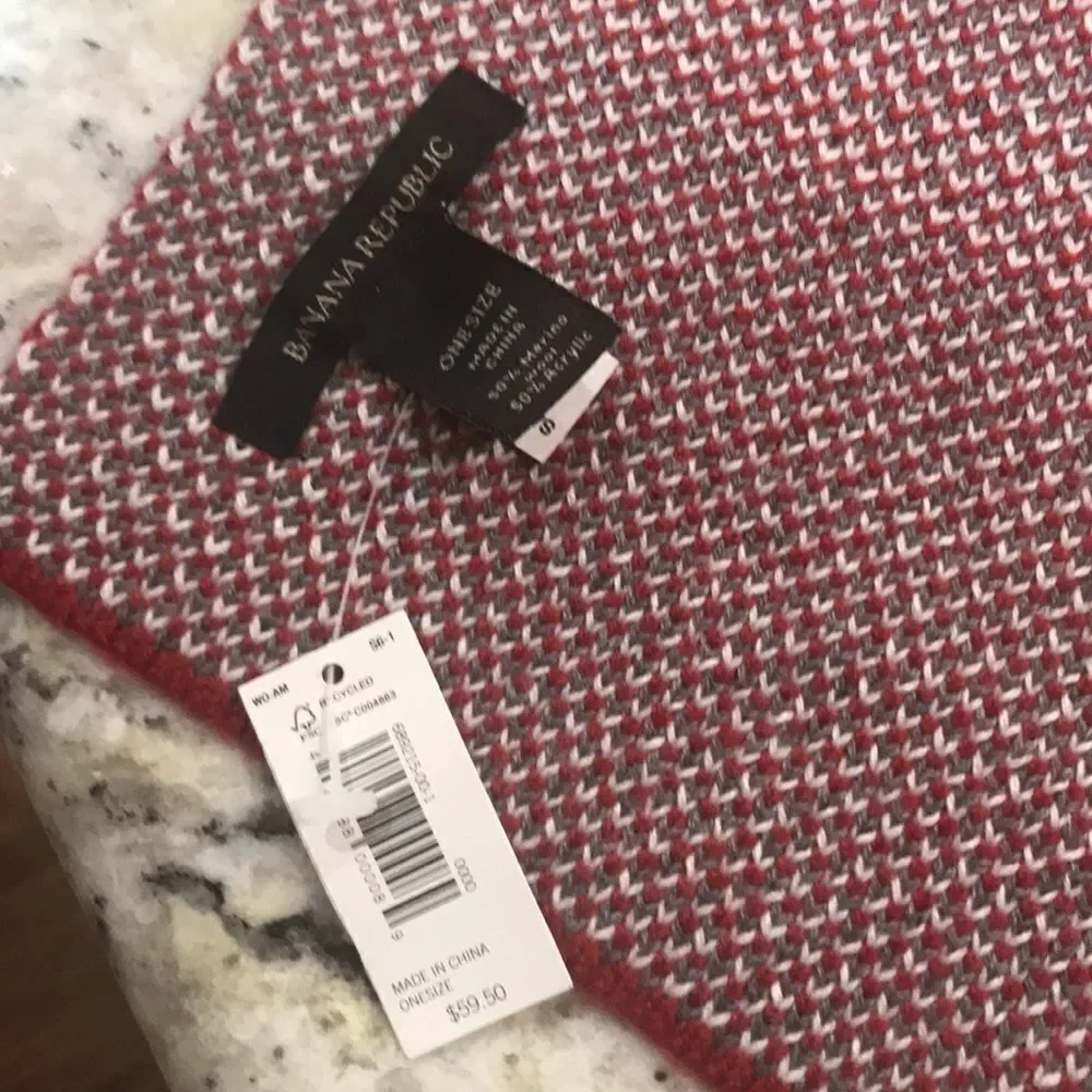 ‎Banana Republic Red Gray Scarf