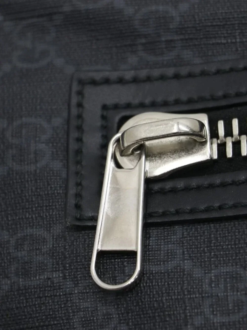 GUCCI GG Supreme Sling Backpack Belt Bag Sherry Line - Black