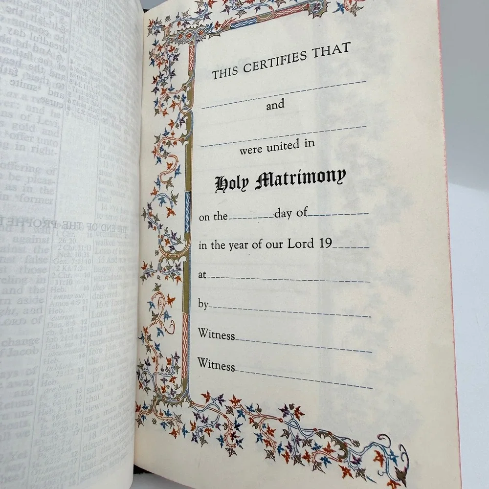 Vintage World Holy Bible KJV Red Letter Genuine Morocco Leather Black Reference