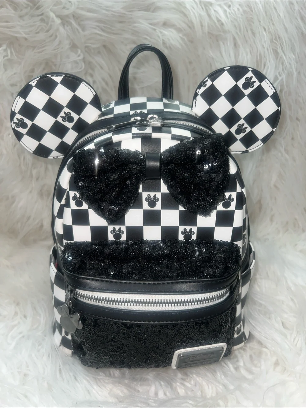 NWOT Disney Minnie Loungefly Black & White Checkerboard Sequin Mini Backpack