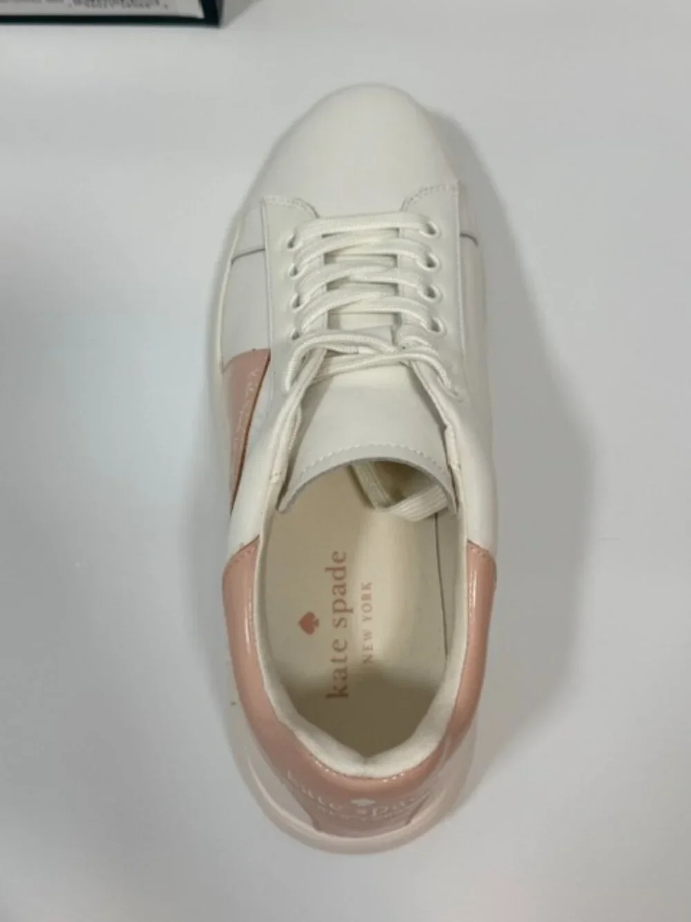 NWOT Kate Spade Charli Pink White Leather Sneakers Heart Size 8.5