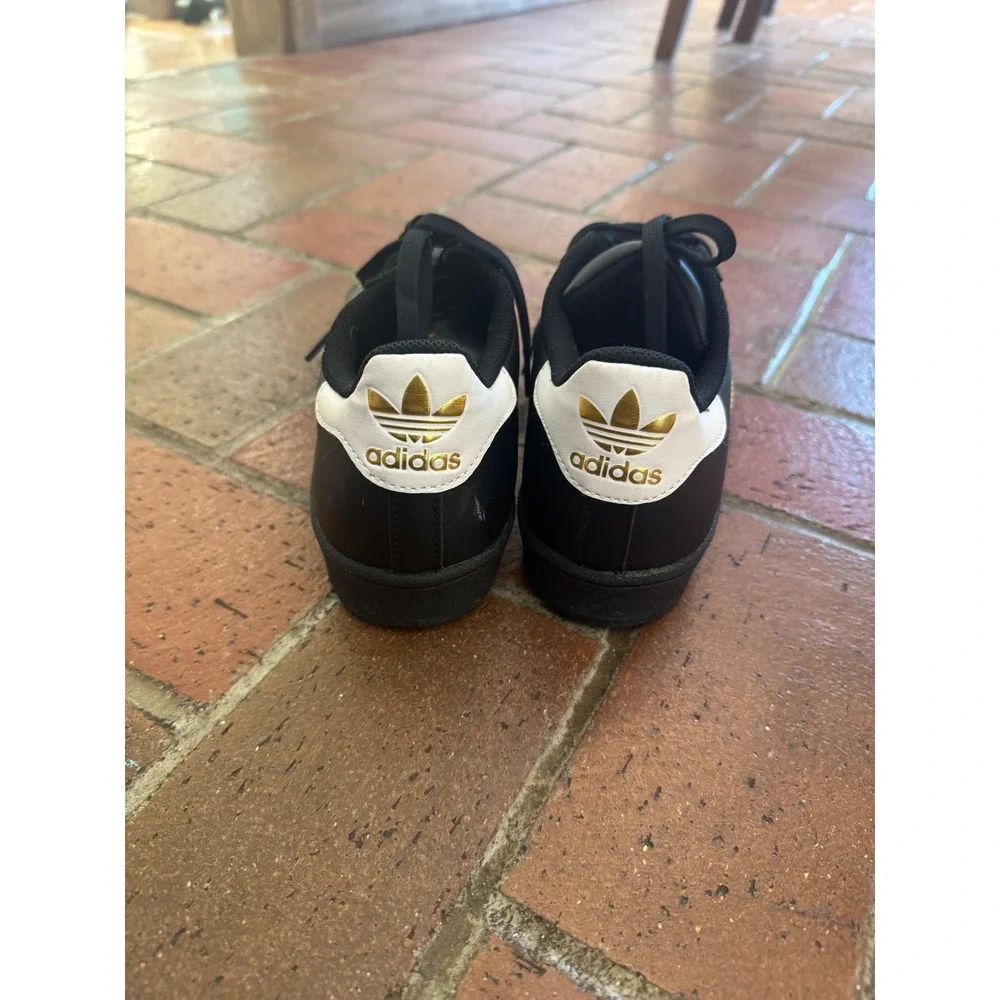 adidas Originals adidas originals