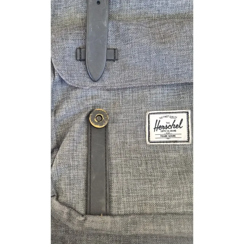 Herschel Supply Company herschel little
