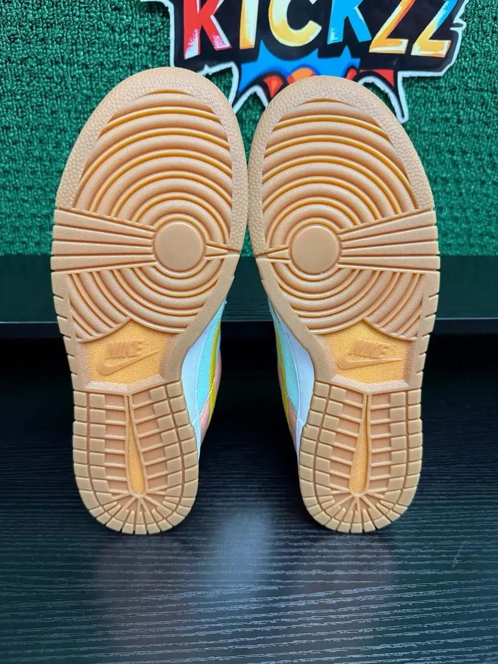 Nike easter owned retro
