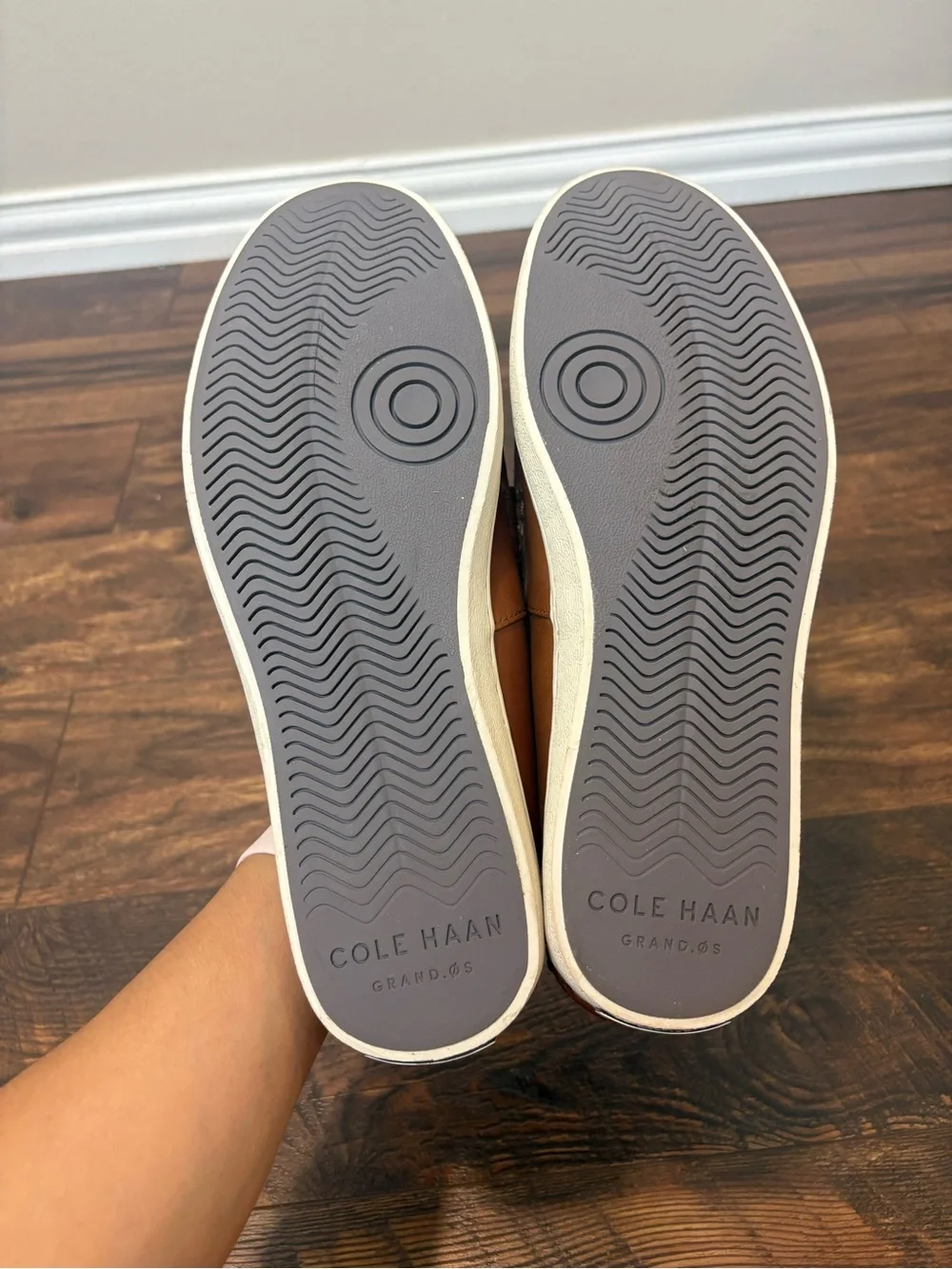Cole Haan excellent leather