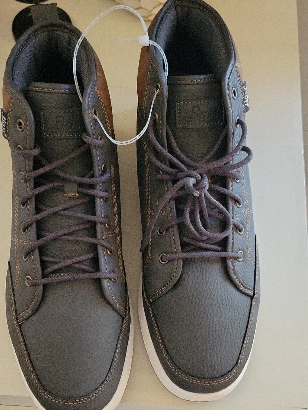 Bass Men's NwoT Grey-Brown  Hightop Sneakers