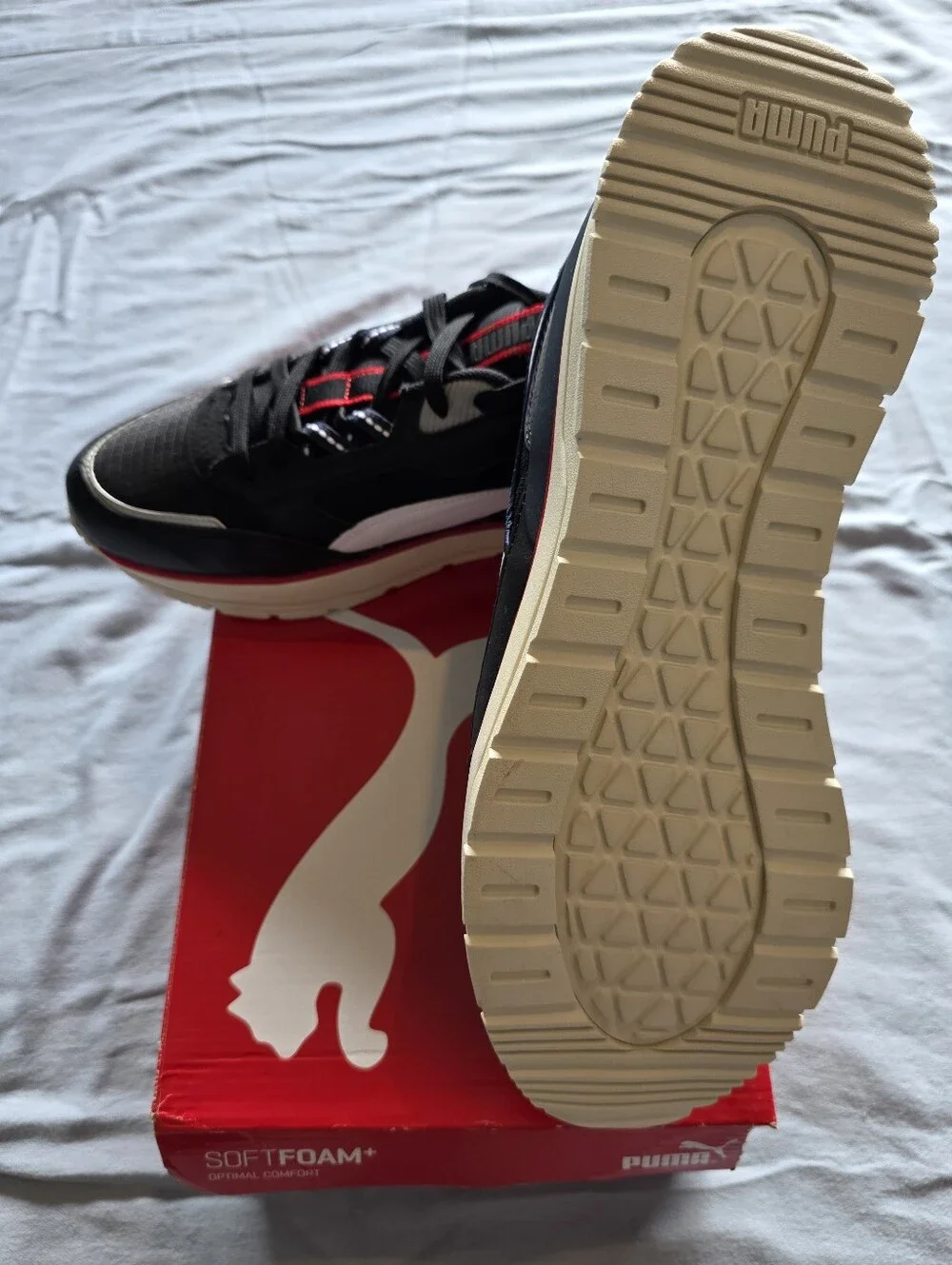 Puma Men’s Black White and Red Low-Top Sneakers