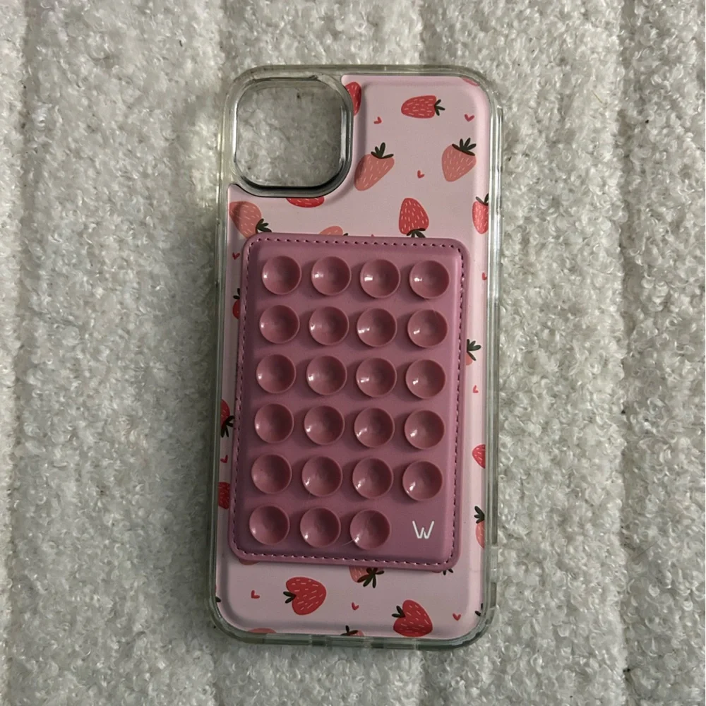 iPhone 14/15 plus walli MagSafe case with wallet and suction plate