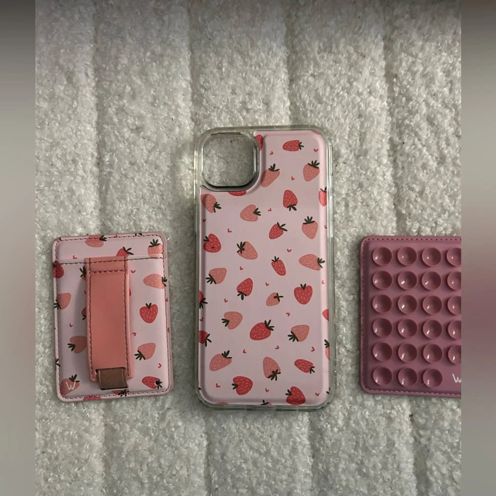 iPhone 14/15 plus walli MagSafe case with wallet and suction plate