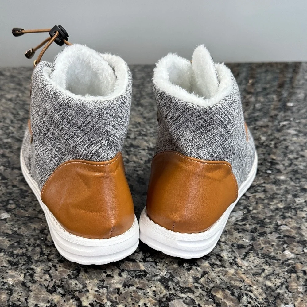 Stylish Gray and Tan High-Top lightweight faux fur fashion Sneakers NEW