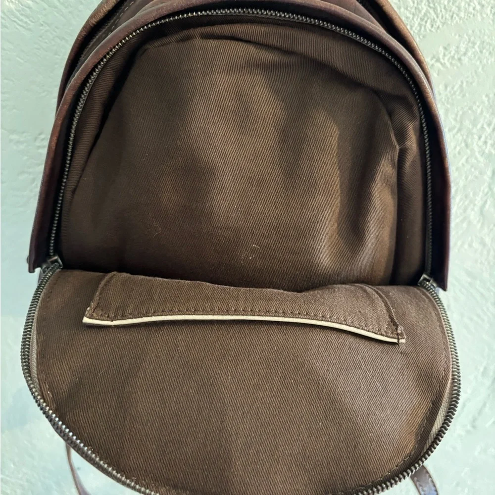 LRTO carrying zippered durable
