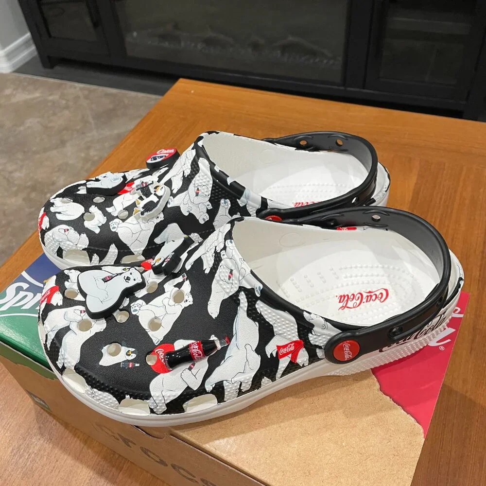 CROCS coca cola