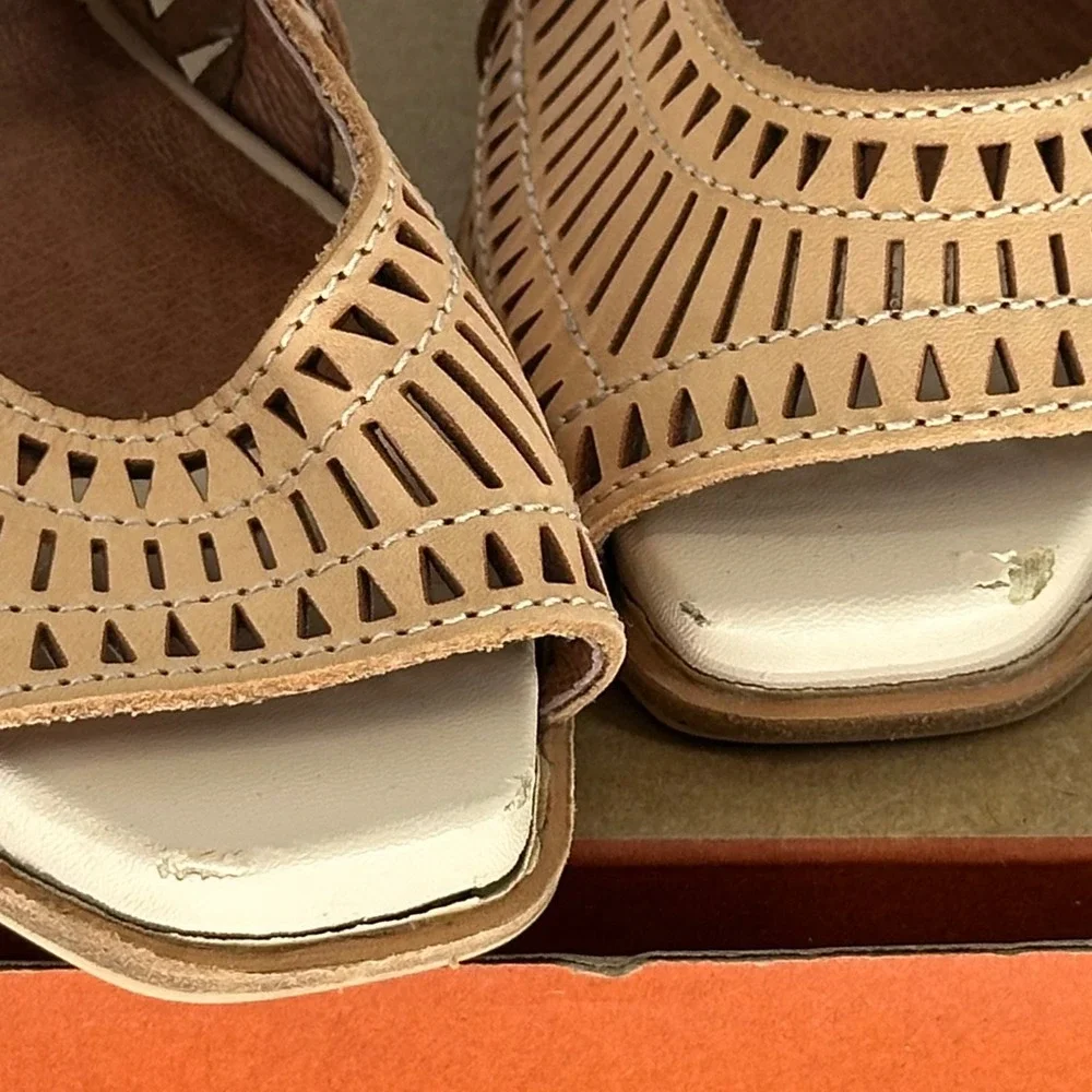 Jeffrey Campbell women size
