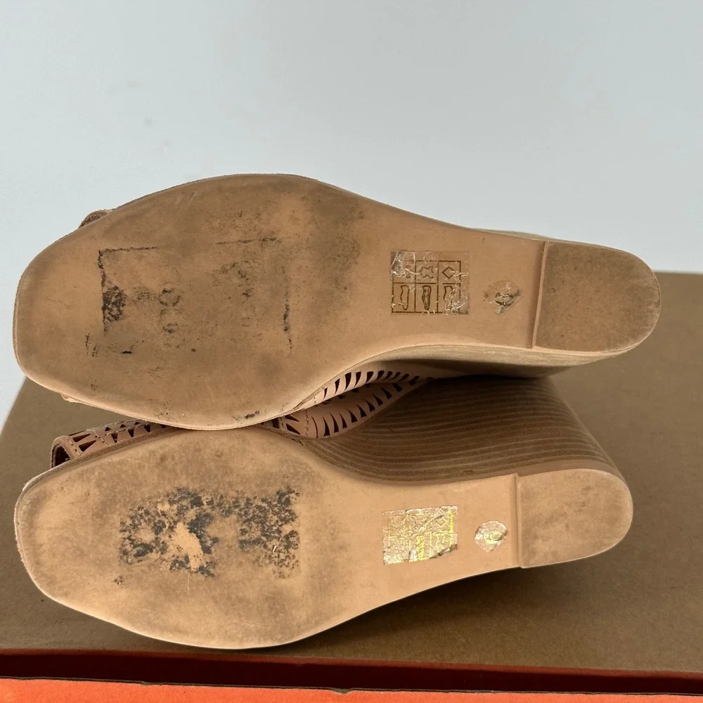 Jeffrey Campbell women size