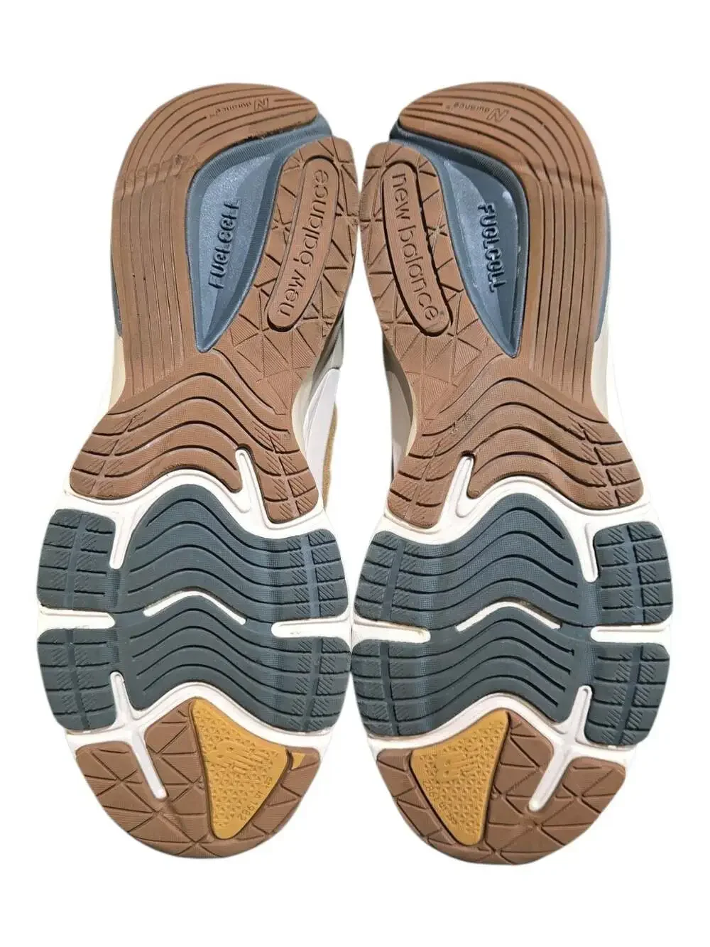 New Balance / Carhartt WIP midsole uppers