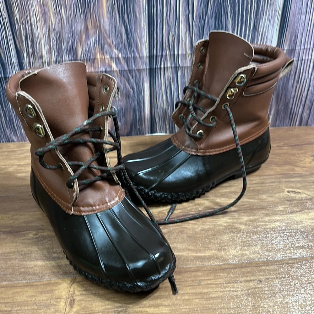 American Living Size 6 B Duck Boots