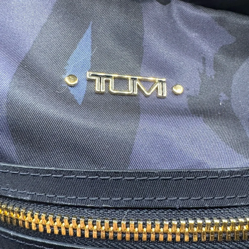 Tumi print subtle