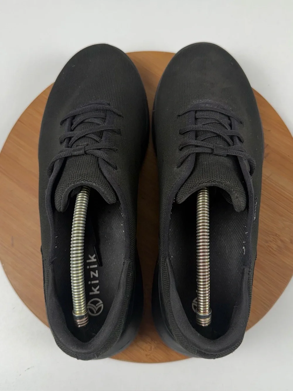 N/A comfortable black