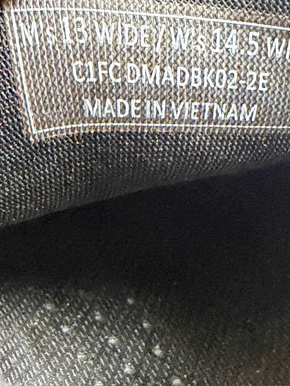 N/A comfortable black