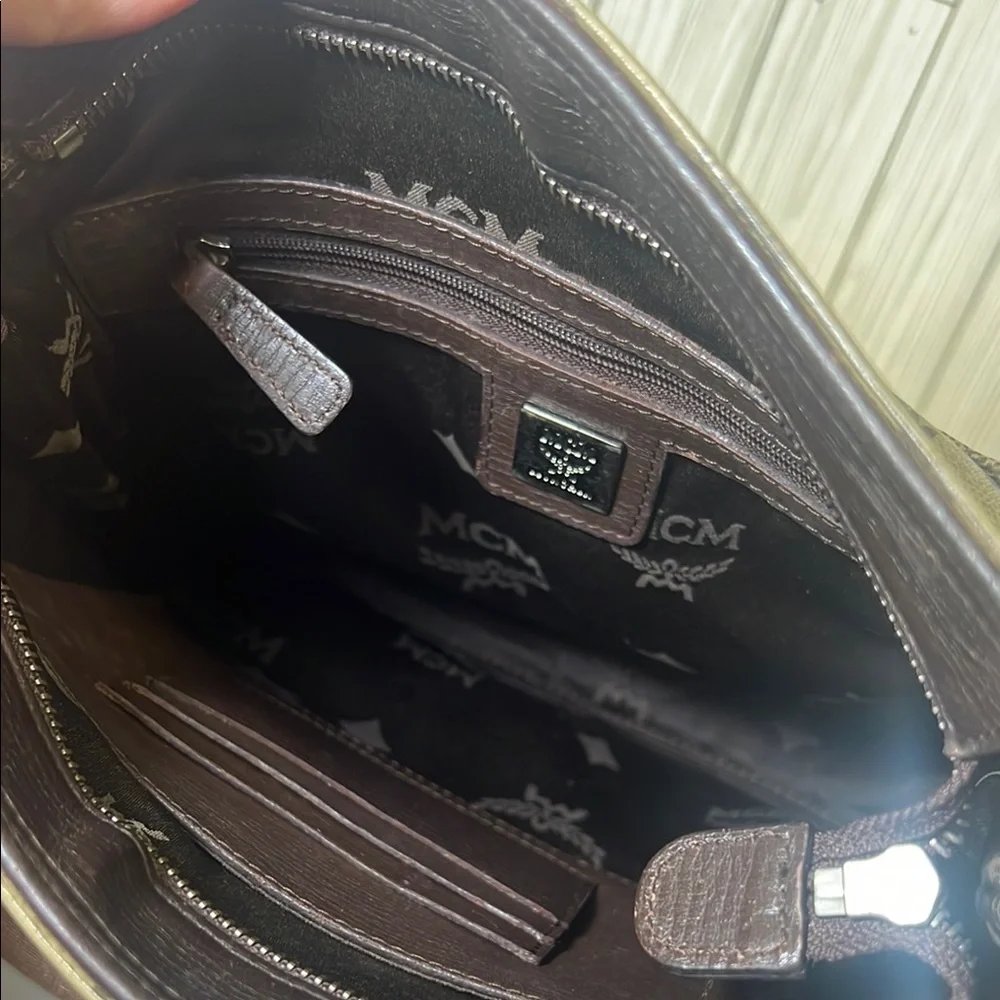 MCM pattern adjustable #messengerbag