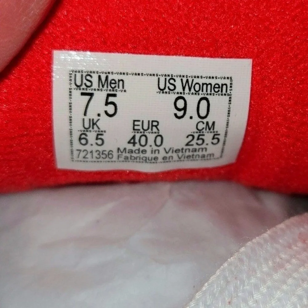 Vans Serio Super Lowpro Racing Red White Suede Sneakers Mens 7.5 W 9
