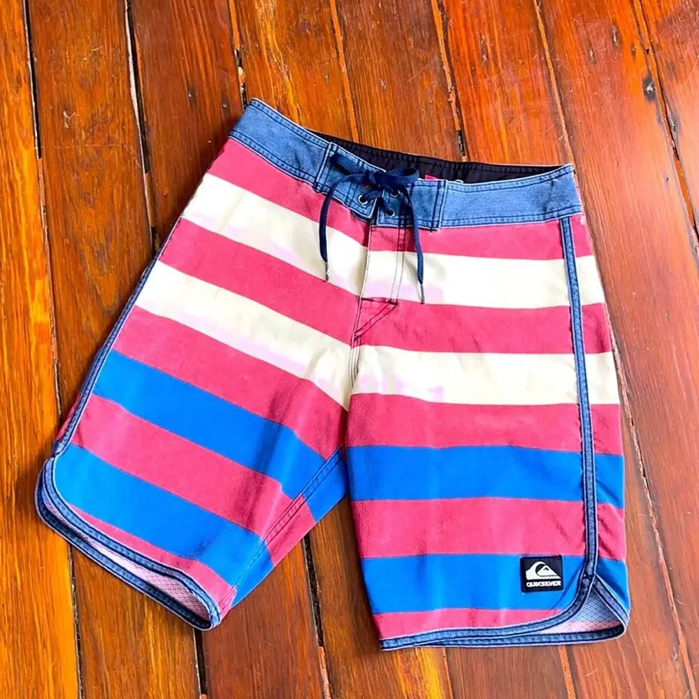 Quiksilver red white and blue striped unlined board shorts sz 28