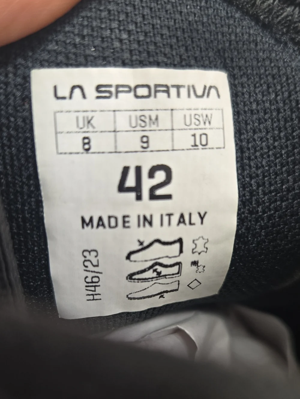 Size 42/M9/W10- - La Sportiva Miura VS Official Velcro Closure Climbing Shoes